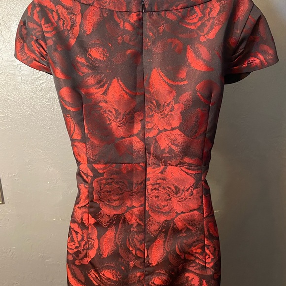 LIZ CLAIBORNE Black and red jacquard Rose Pattern Dress - Picture 10 of 16